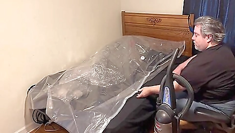 Jan 10 2023 - A Long Sweaty Relaxing Vacpacking In My Shiny Ski Jacket Pvc Aprons & Lead Aprons