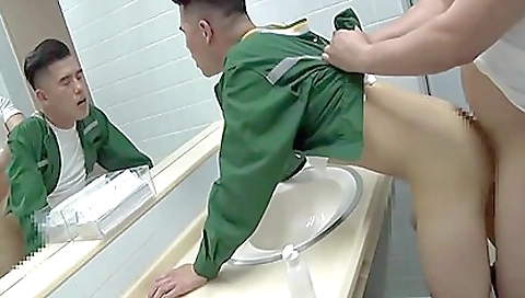 Public Toilet 21 Min - Teaser Video